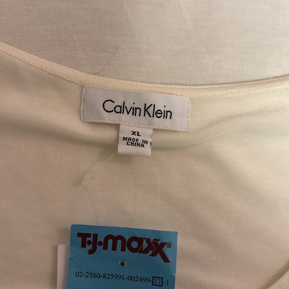 nwt women’s white calvin klein top - Picture 2 of 3